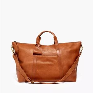 NWT Madewell The Essential Overnight Bag in Leather